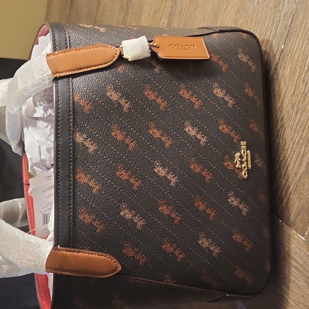 Coach Medium Tote Bag